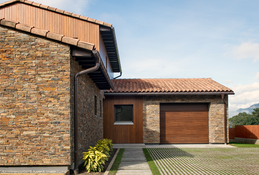 STONEPANEL™ clads the facade of the fifth house certified Passivhaus in Catalonia