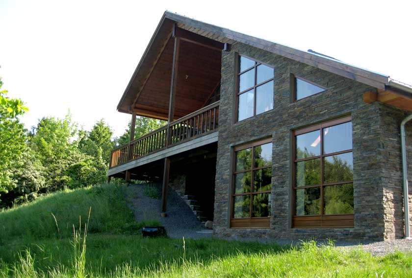 A traditional Danish house clad in STONEPANEL Multicolor