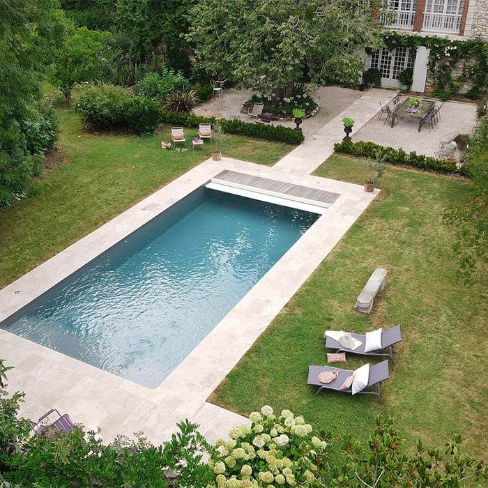 pool, terrace and garden in chateau montfort