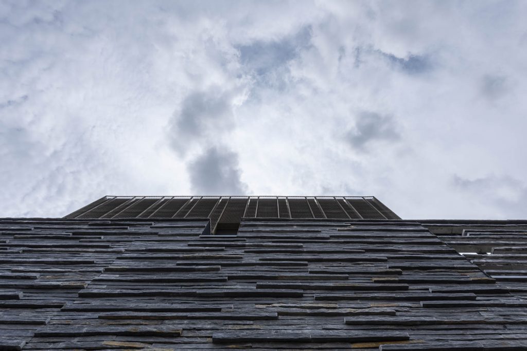 INFERCOA FAÇADE STALE